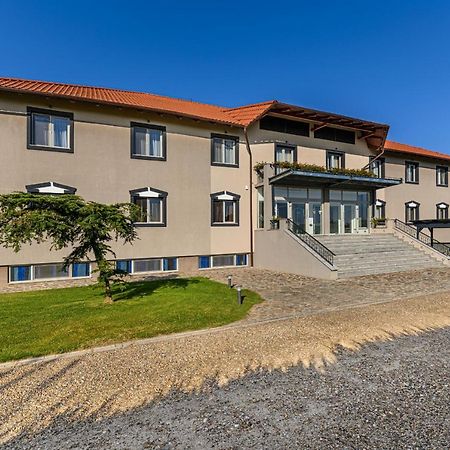Stejarii Resort Ineu  Buitenkant foto